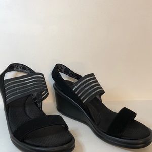 Rumblers Sci fi Skechers wedges